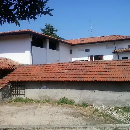 Apartment La Casa Bianca