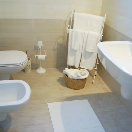 La Casa Bianca Apartment Roe